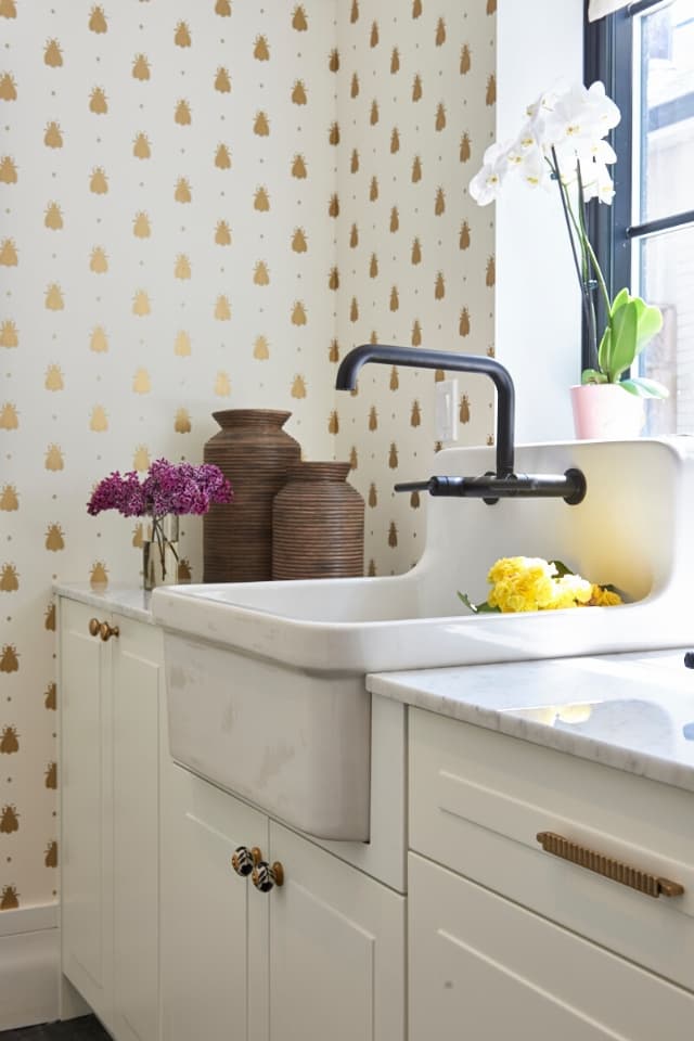 Creative Mudroom Design with Sink